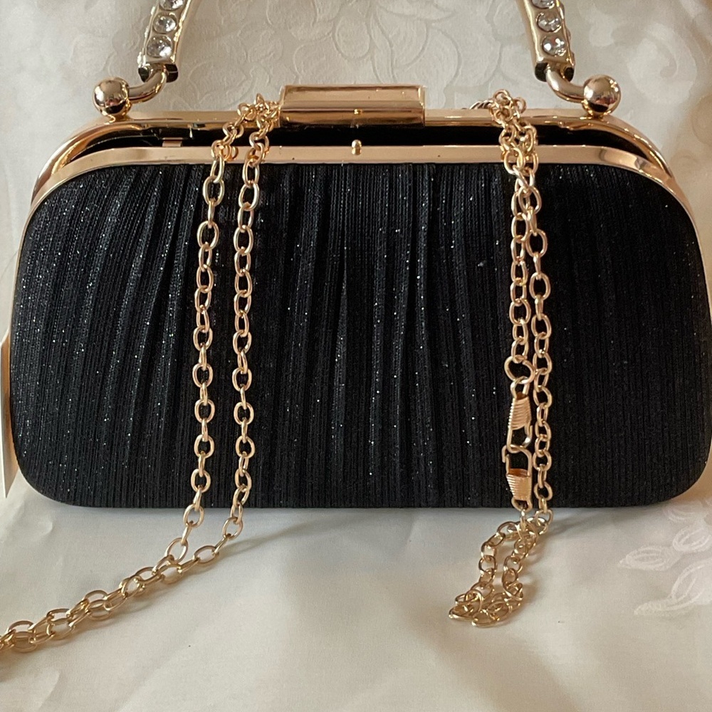 YYW Elegant Black Clutch with Rhinestone Handle and Clasp. NWT - Picture 3 of 5